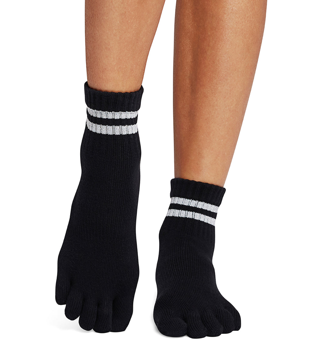 Indoor Studio Socks for Light Pilates, Yoga, and Barre