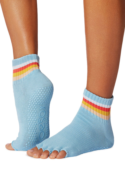 Indoor Studio Socks for Light Pilates, Yoga, and Barre