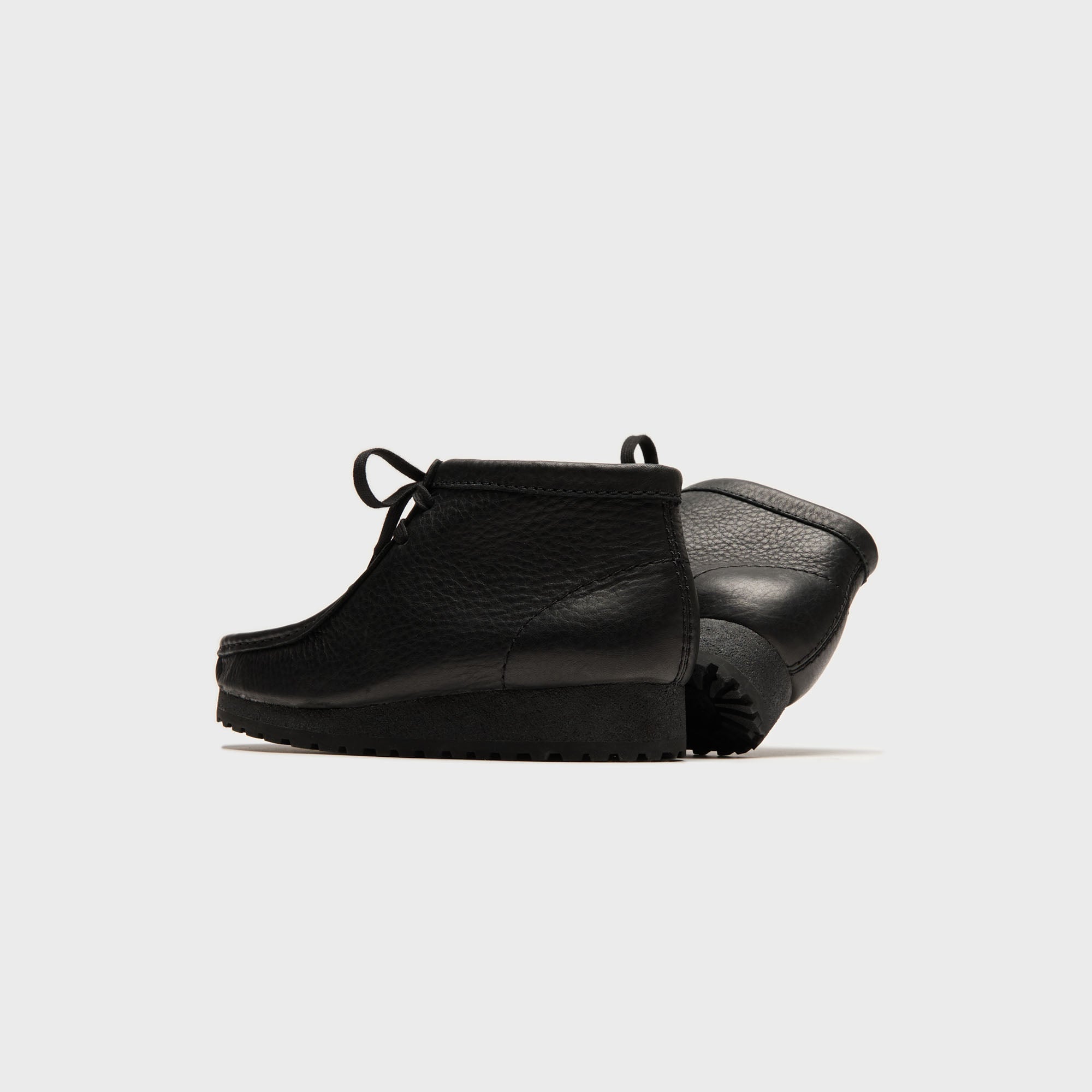 Clarks WMNS Wallabee RB Boot - Black / Black