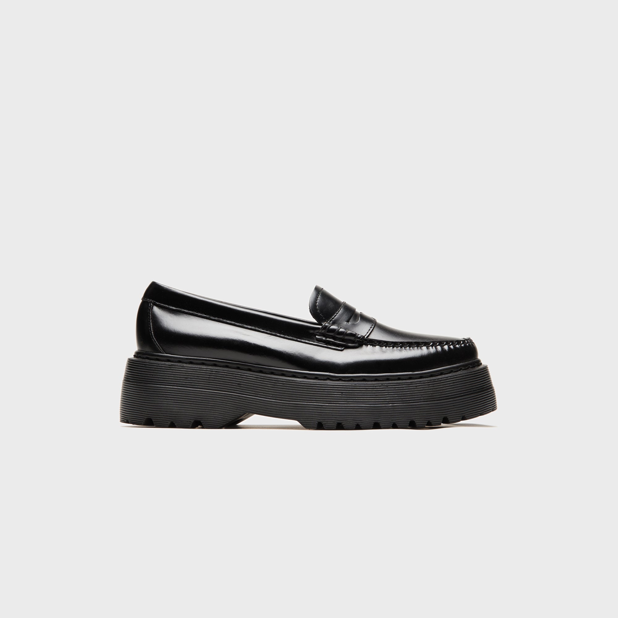 G.H. Bass WMNS Whitney Platform Weejuns Loafer - Black