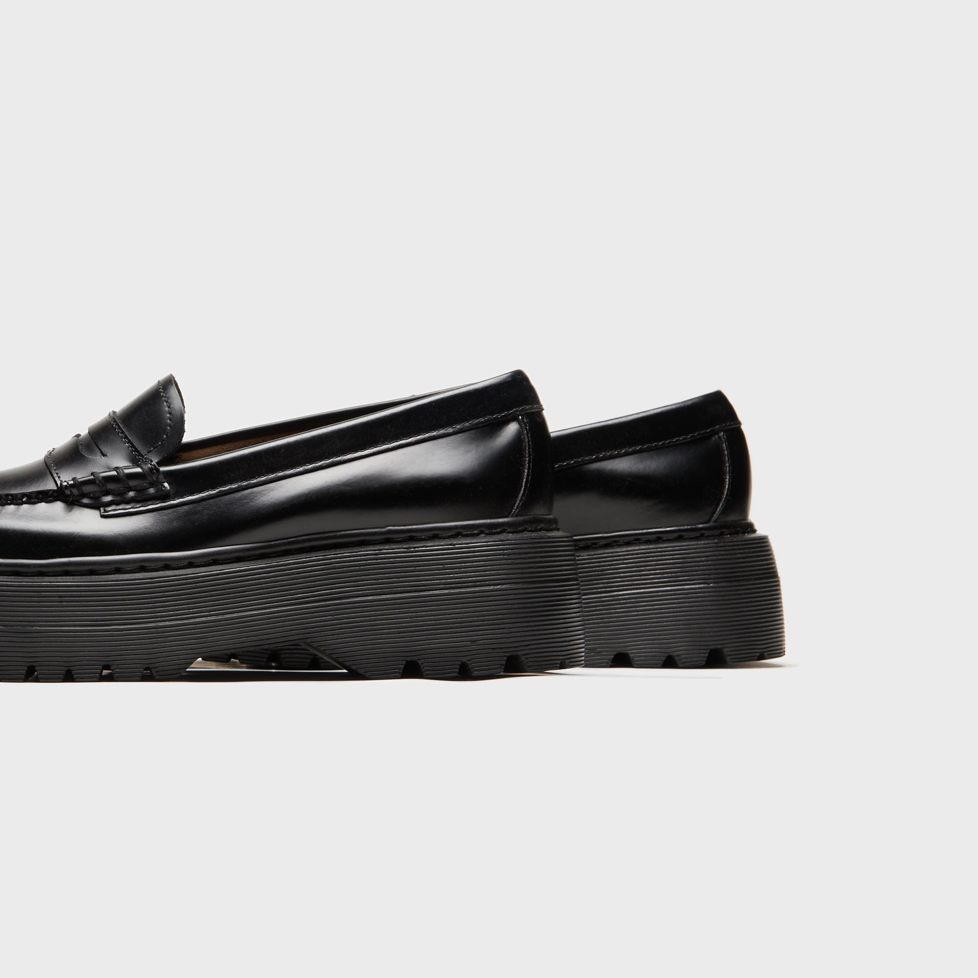 G.H. Bass WMNS Whitney Platform Weejuns Loafer - Black