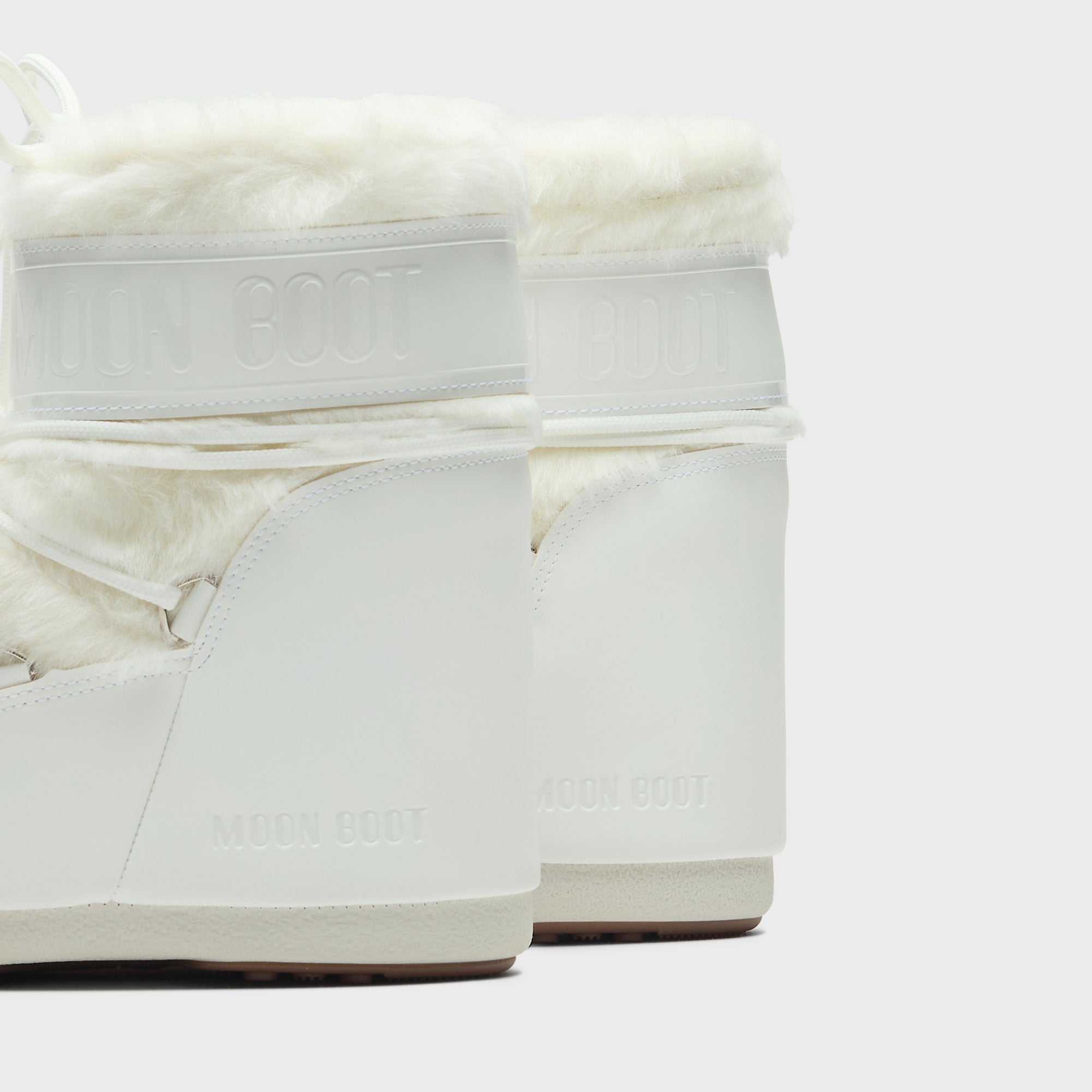 Moon Boot WMNS Icon Low Faux Fur Boots - White