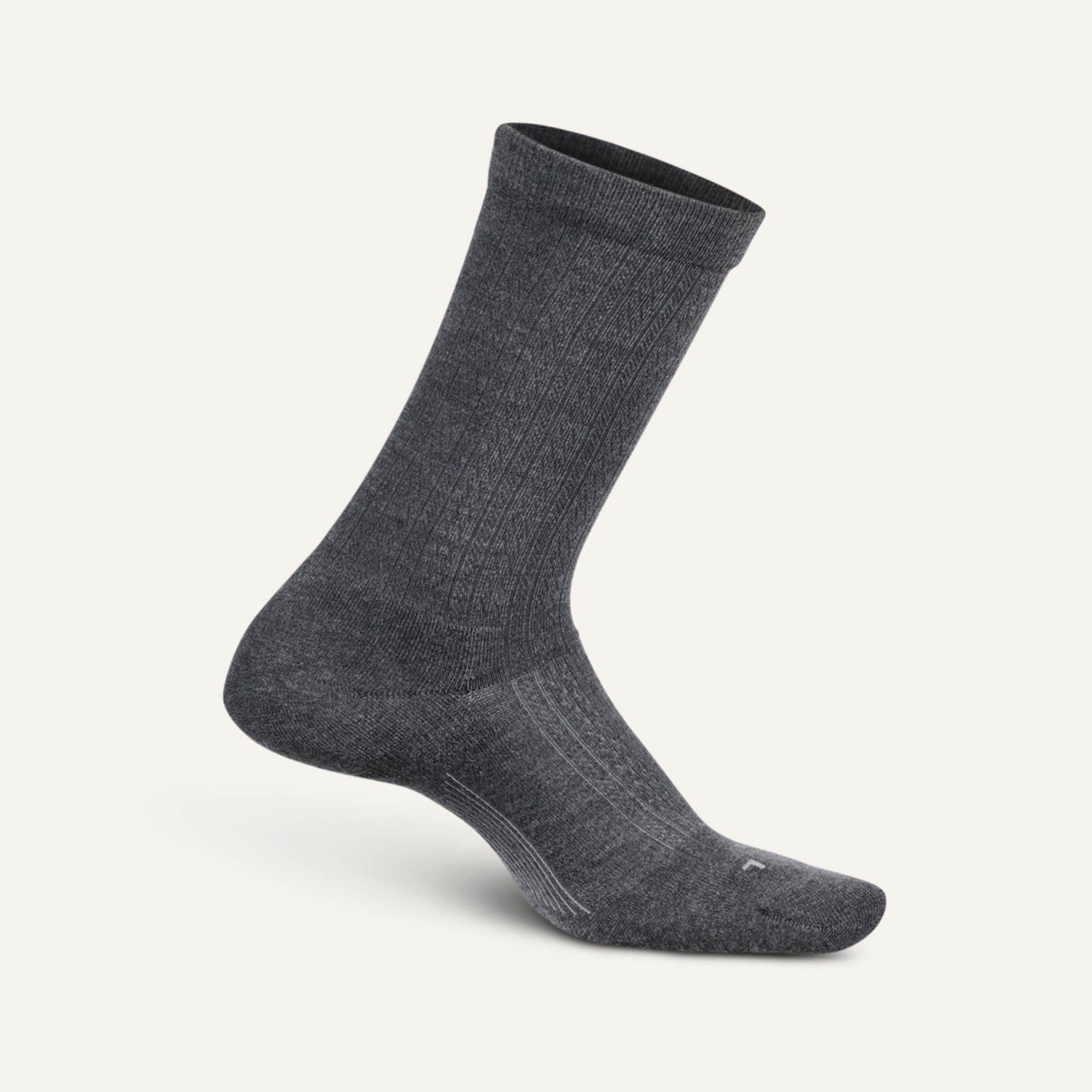 Crew-Length Grip Socks for Calm and Controlled Workouts
