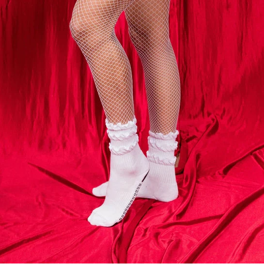 Non-Slip Crew Socks for Low-Intensity Studio Sessions